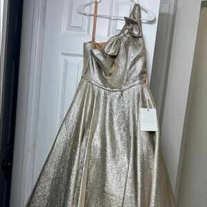 Metallic Gold One-Shoulder Evening Gown